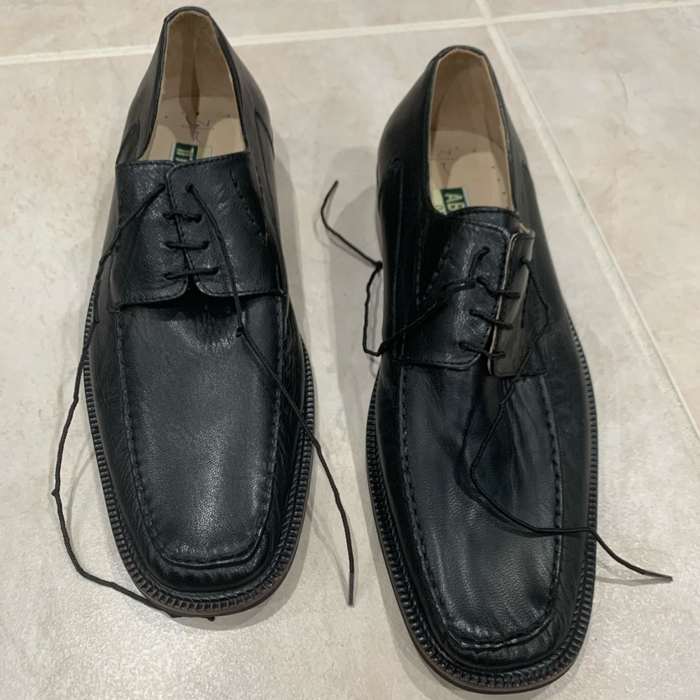 Black Men’s Loafers